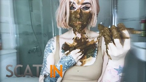 DirtyBetty - Croc Toy and Crazy Scat Girl (FullHD 1080p)