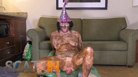 Dirtygardengirl - Scat Covered Birthday Custom (FullHD 1080p)