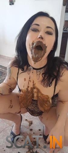 LiliXXXFetish - Sexy Scat, Smearing and Poo Play (UltraHD 2K 1920p)